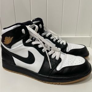 Custom Air Jordan 1 Mid